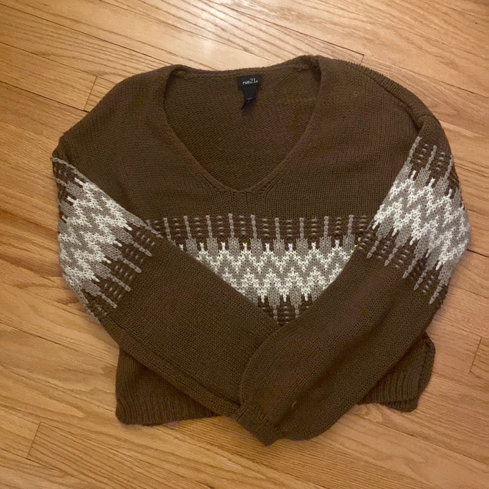 ⋆｡°✩ rue 21 v neck sweater ⋆｡°✩